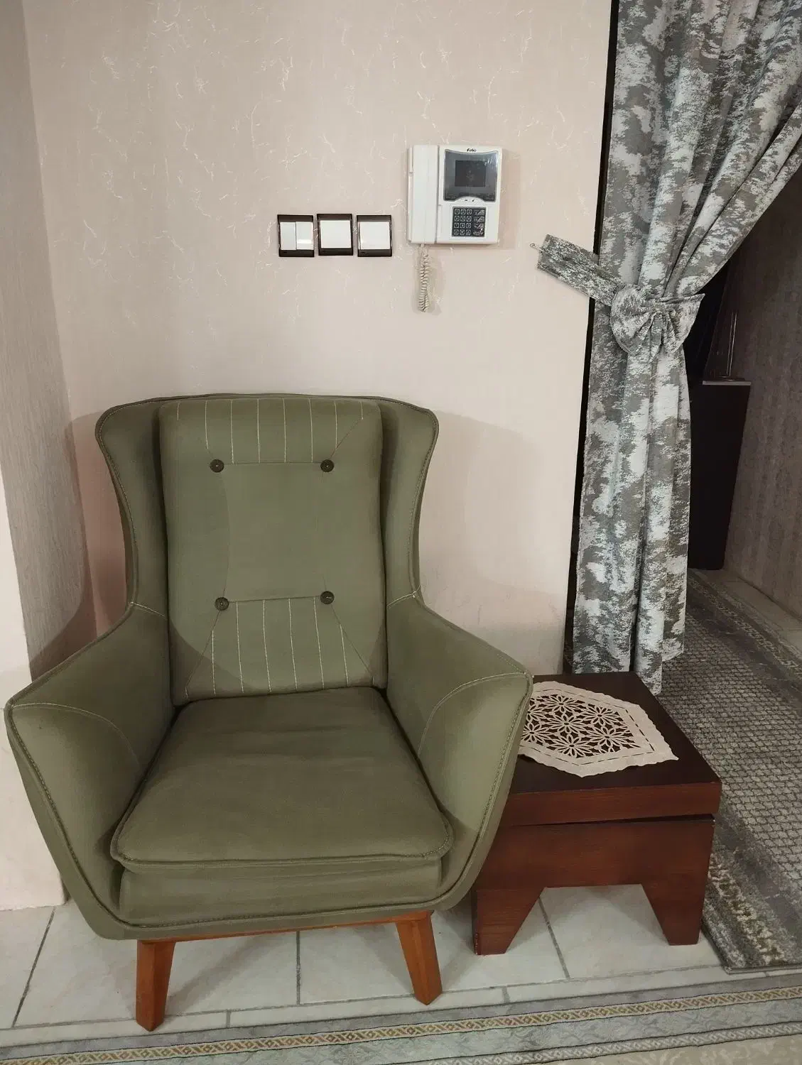 مبل راحتی|مبلمان خانگی و میز عسلی|مشهد, مشکینی (شهرک غرب)|دیوار