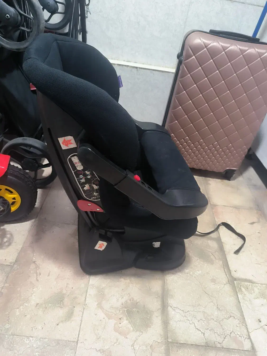 صندلی ماشین دلیجان|تخت و صندلی بچه|تهران, انبار نفت|دیوار