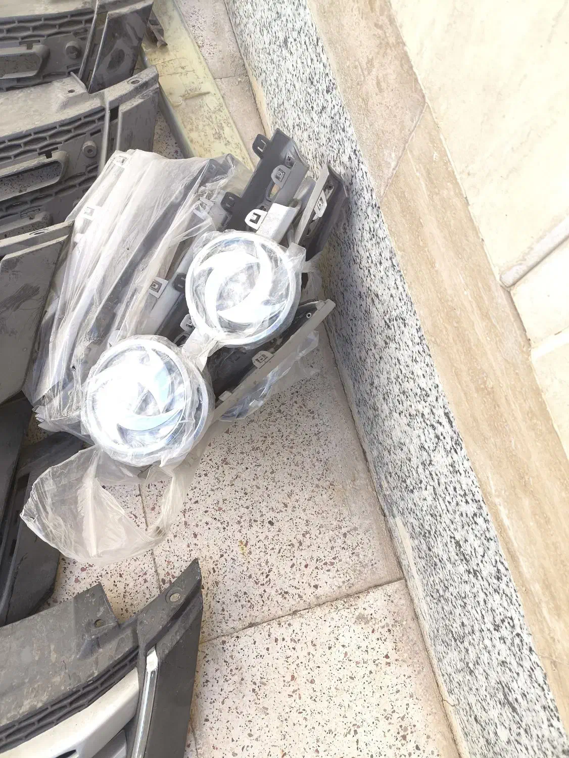 تعدادی جلو پنجره برلیانس و اچ سی کراس نو|قطعات یدکی و لوازم جانبی|خمینیشهر, |دیوار