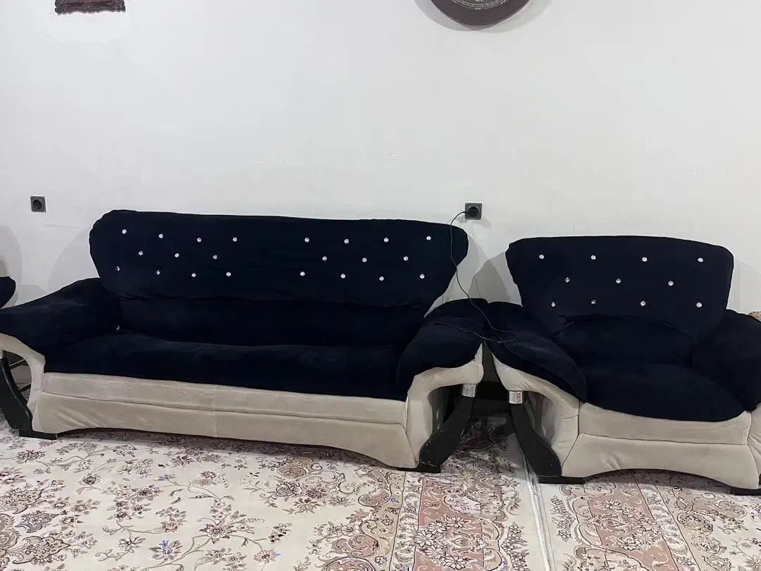 مبل راحتی|مبلمان خانگی و میز عسلی|ایوان, |دیوار