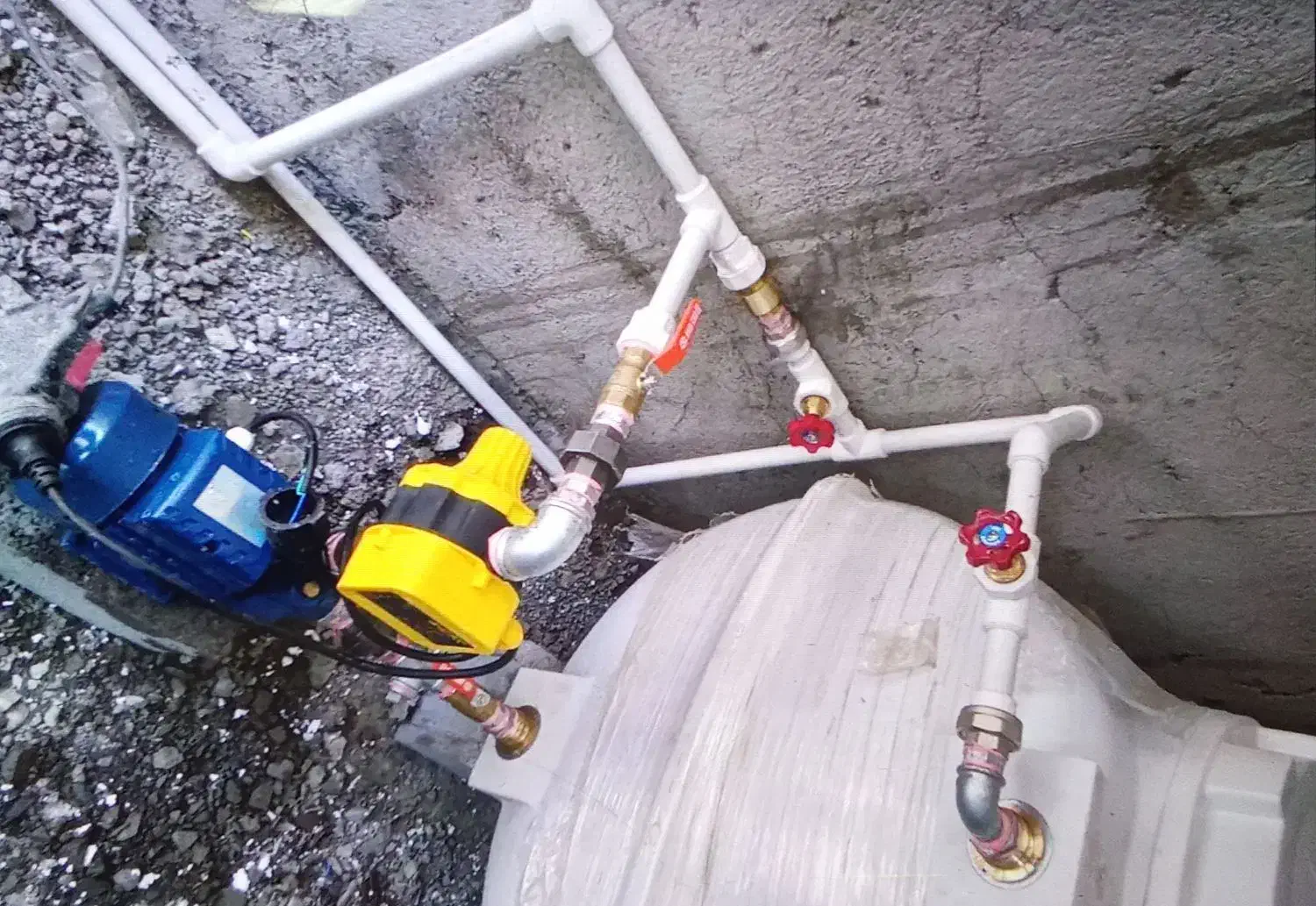 لوله کش آب در سریع ترین زمان ممکن|خدمات پیشه و مهارت|آمل, |دیوار