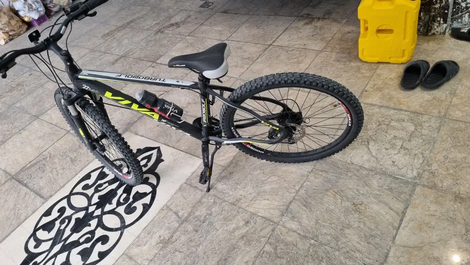 دوچرخه ویوا توربوولف|دوچرخه، اسکیت، اسکوتر|اندیشه, اندیشه فاز ۴|دیوار