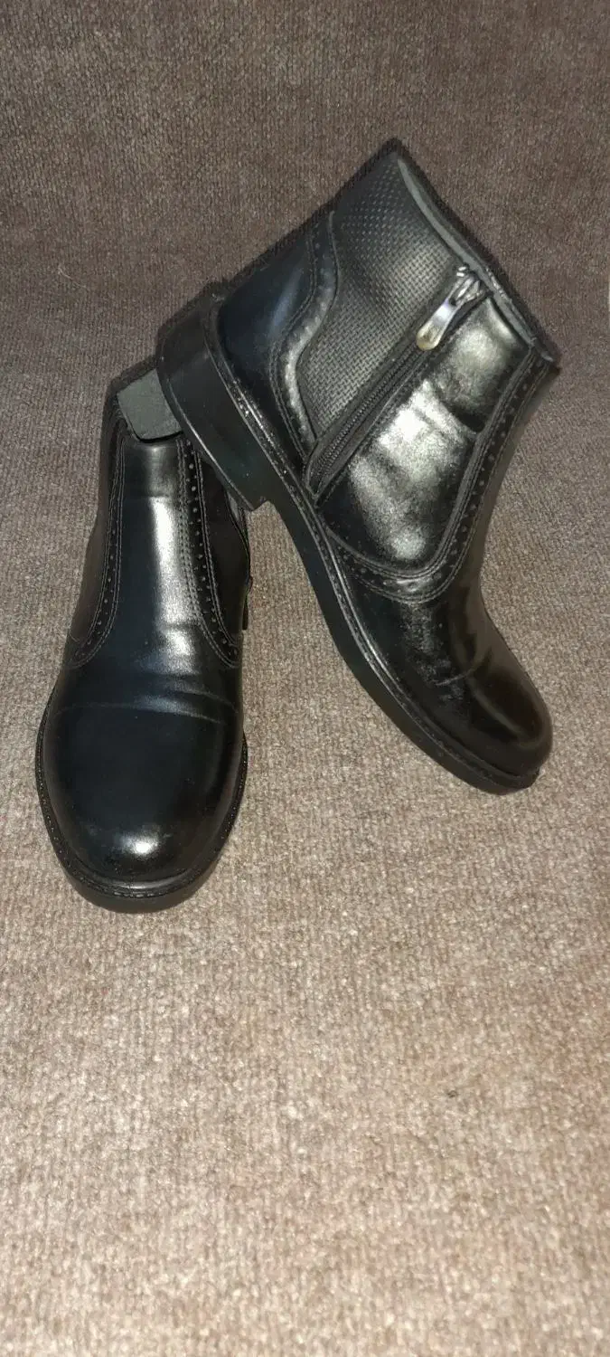 کفش|کیف، کفش، کمربند|قم, تعویض پلاک|دیوار