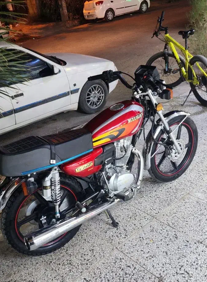 ۲۰۰ استارتی درحدصفر|موتورسیکلت|زابل, |دیوار