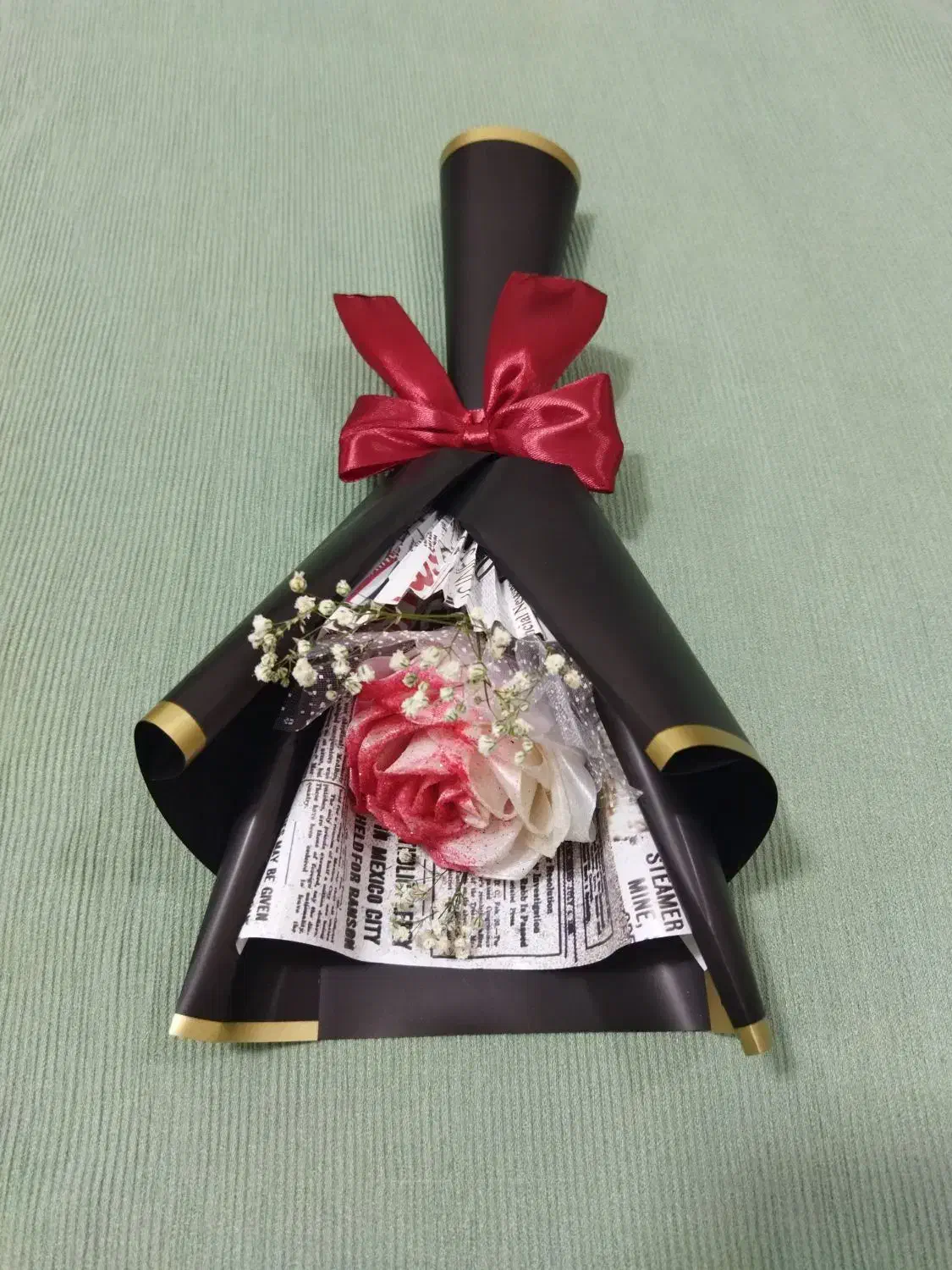 گلرز ولنتاین|گل مصنوعی|سنقر, |دیوار