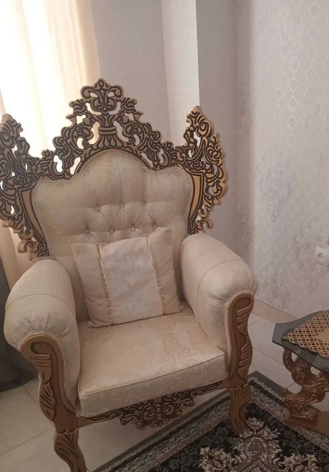 مبل هفت  نفره سلطنتی|مبلمان خانگی و میز عسلی|کرمانشاه, |دیوار