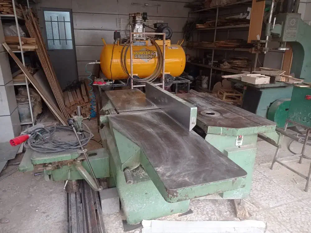 فلکه و پنج کاره|ابزارآلات|برخوار, |دیوار