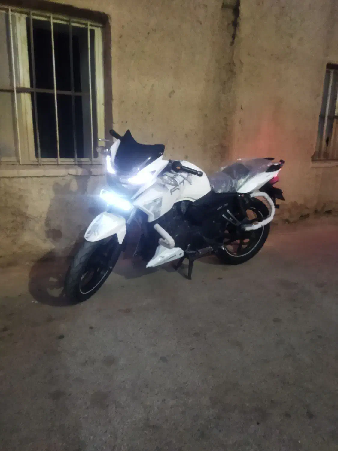 آپاچی 180|موتورسیکلت|گناباد, |دیوار