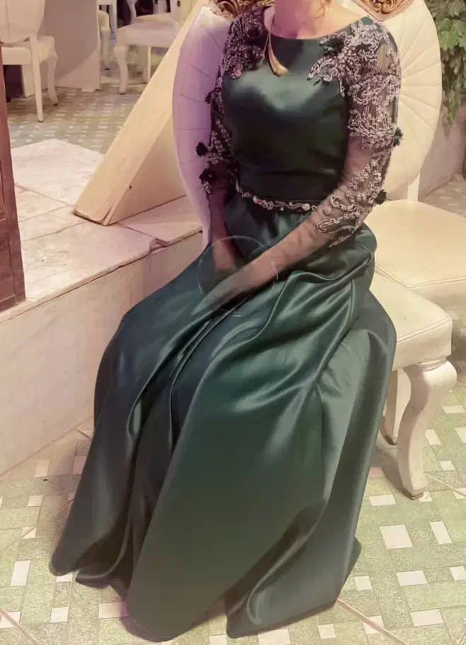 لباس مجلسی|لباس|زابل, |دیوار