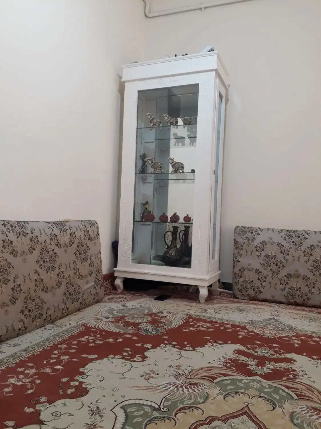 بوفه|بوفه، ویترین، کنسول|ایوان, |دیوار