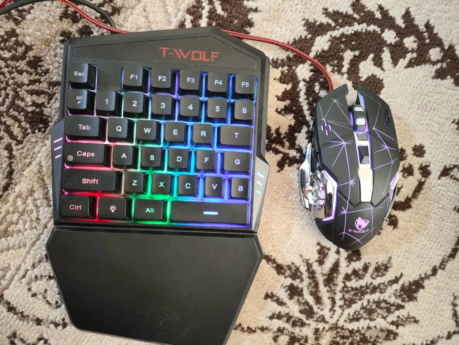 موس و کیبورد گیمینگ Twolf|قطعات و لوازم جانبی رایانه|شیراز, شیشهگری|دیوار