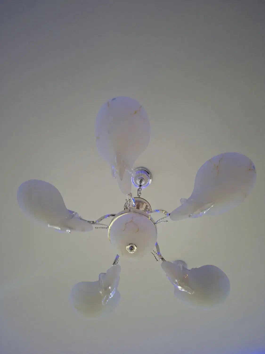 لوستر پنج شاخه در حد نو|لوستر و چراغ آویز|سنندج, |دیوار