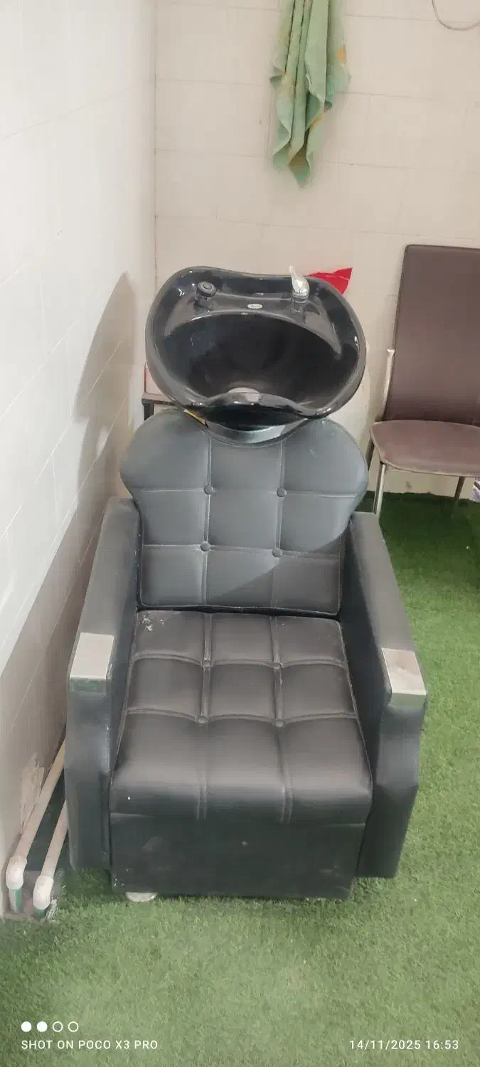 فروش صندلی کپ سرشور وتخت|آرایشگاه و سالن‌های زیبایی|اهواز, کوروش|دیوار