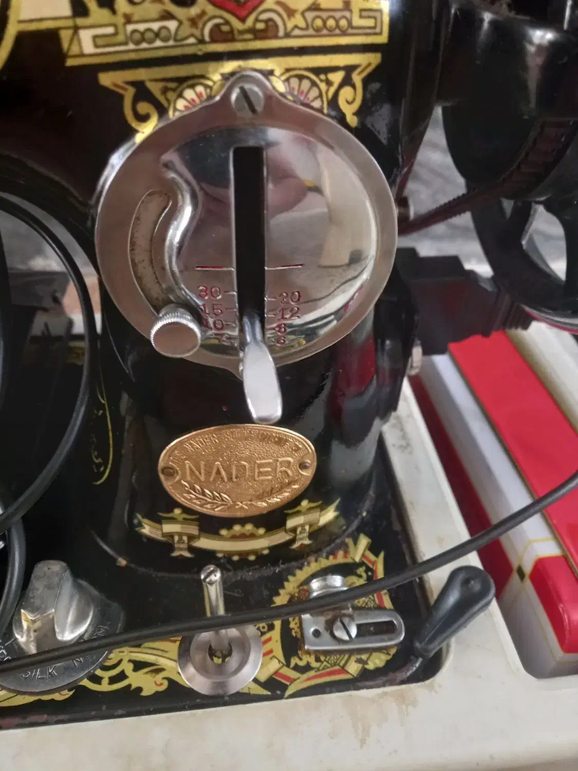 چرخ خیاطی درشازند|لوازم خیاطی و بافتنی|شازند, |دیوار