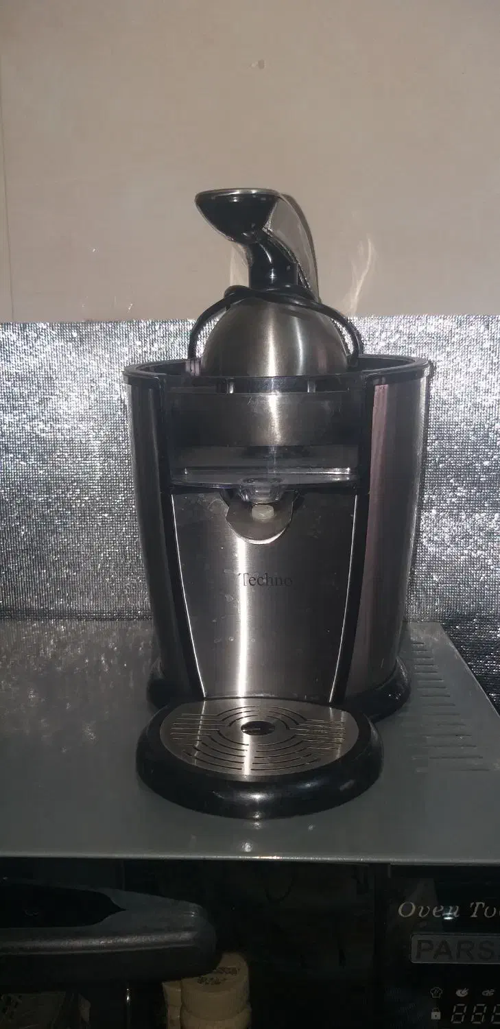 آب مرکبات گیری تکنو|آبمیوه‌گیر و آب‌مرکبات‌گیر|اندیشه, پرنیان|دیوار