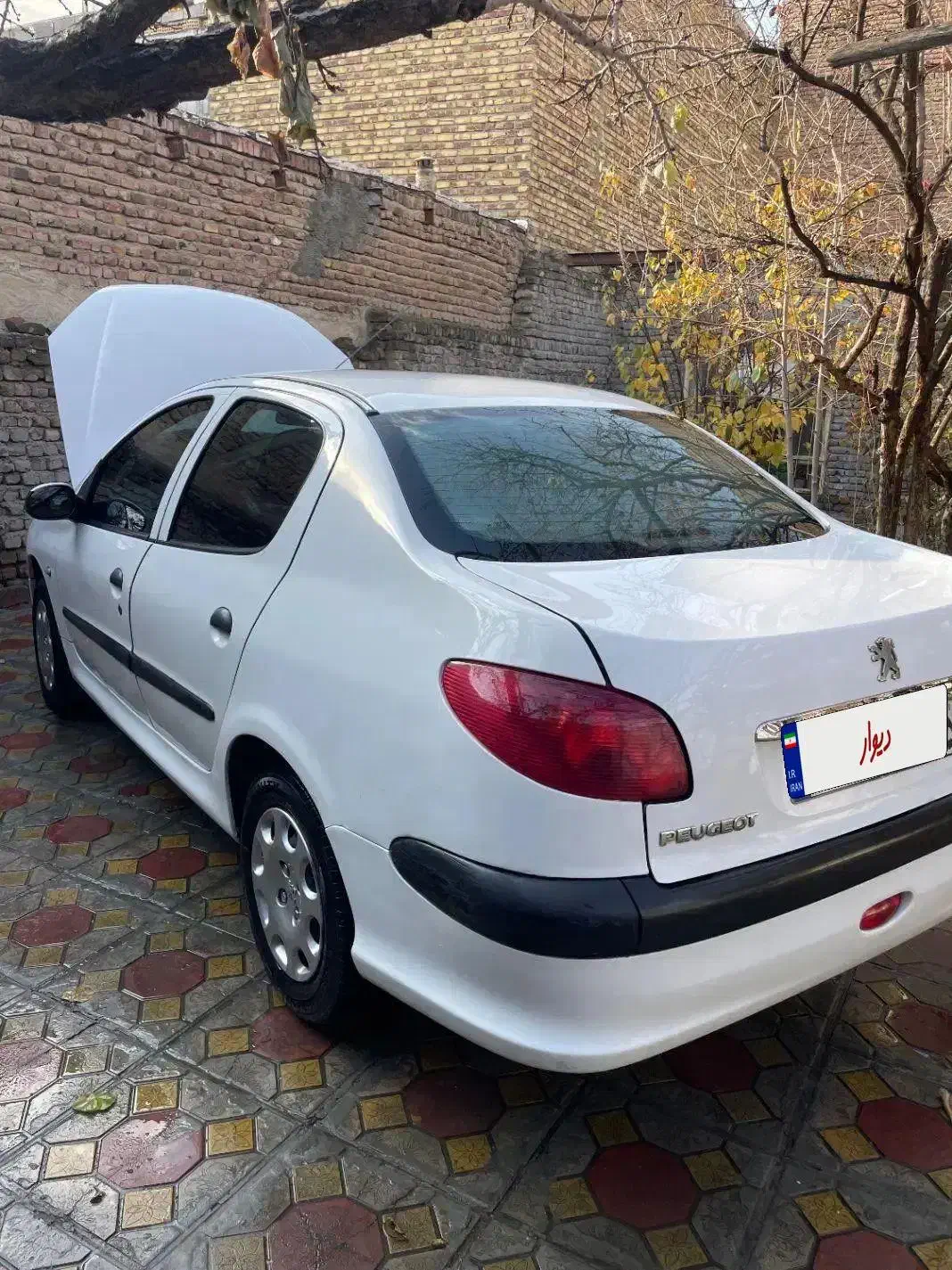 پژو ۲۰۶ V1 تیپ آریان ۲۰۶|خودرو سواری و وانت|ارومیه, |دیوار