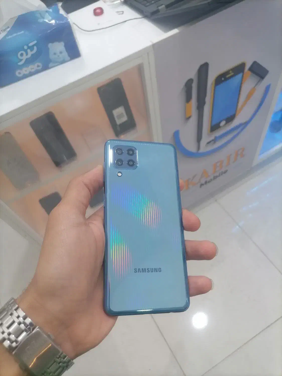 m32 در حد خشک|موبایل|گنبد کاووس, |دیوار