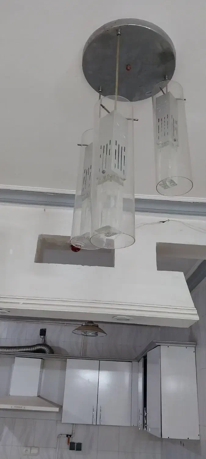 لوستر تمیز و سالم|لوستر و چراغ آویز|اهواز, کوی مهدیس|دیوار