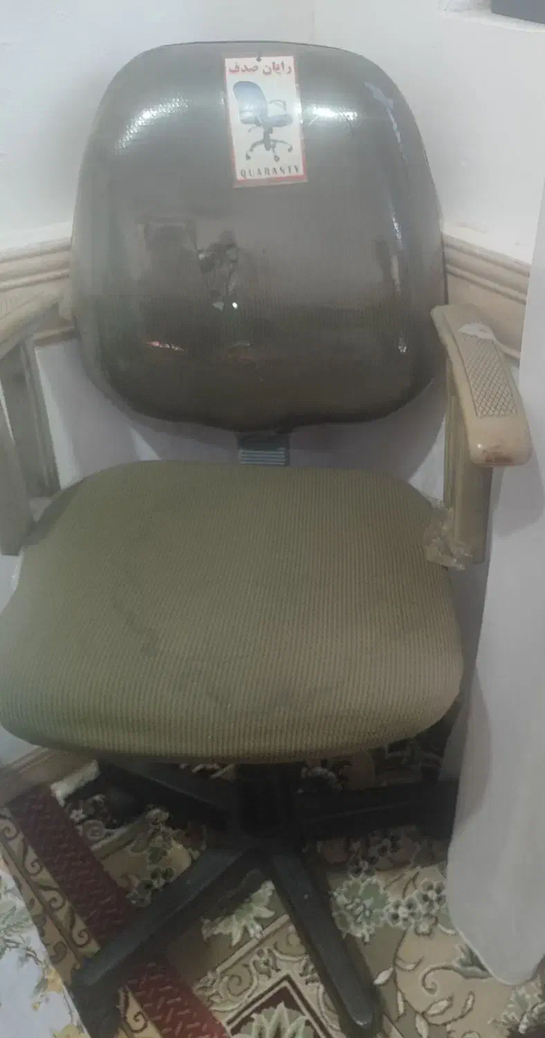 میز کامپیوتر همراه صندلی|میز تحریر و کامپیوتر|آزادشهر, |دیوار