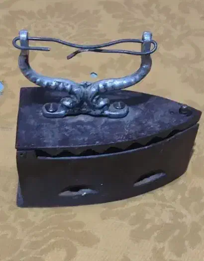 لوازم قدیمی|کلکسیون اشیاء عتیقه|مشهد, کوشش|دیوار