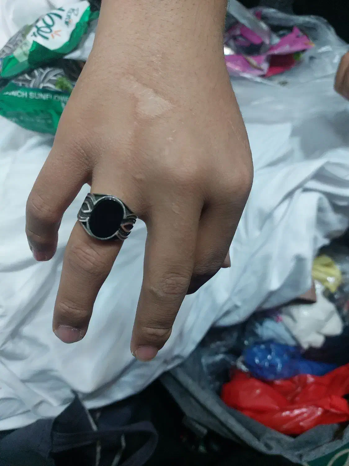 انگشتر نقره مردانه گم شده|جواهرات|قم, شهدا|دیوار