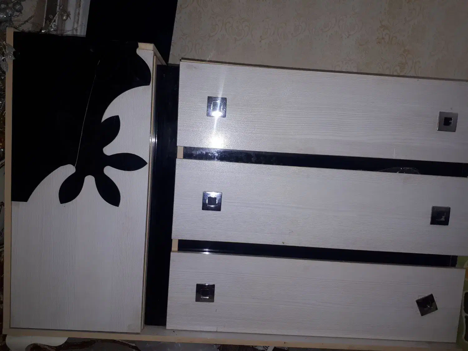 میز آرایشی و همراه جاکفشی|جاکفشی، کمد، دراور|اهواز, منبع اب|دیوار