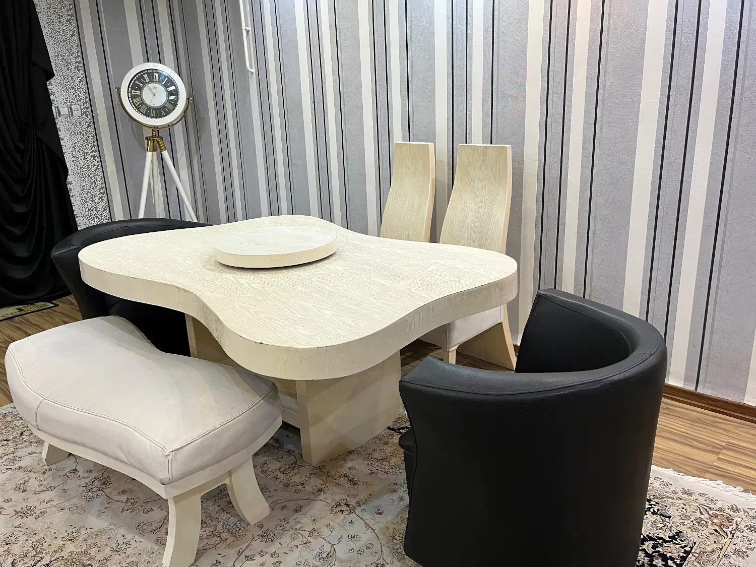 میز و صندلی نهار خوری ۶ نفره|میز و صندلی غذاخوری|رشت, یخسازی|دیوار