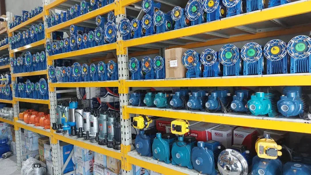 الکتروموتور گیربکس ویبره پمپ کفکش وینچ پمپ دندهای|ماشین‌آلات صنعتی|مشهد, توس (بلوار توس)|دیوار