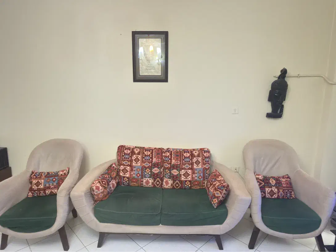 مبلمان ۴ نفره|مبلمان خانگی و میز عسلی|تهران, صادقیه|دیوار