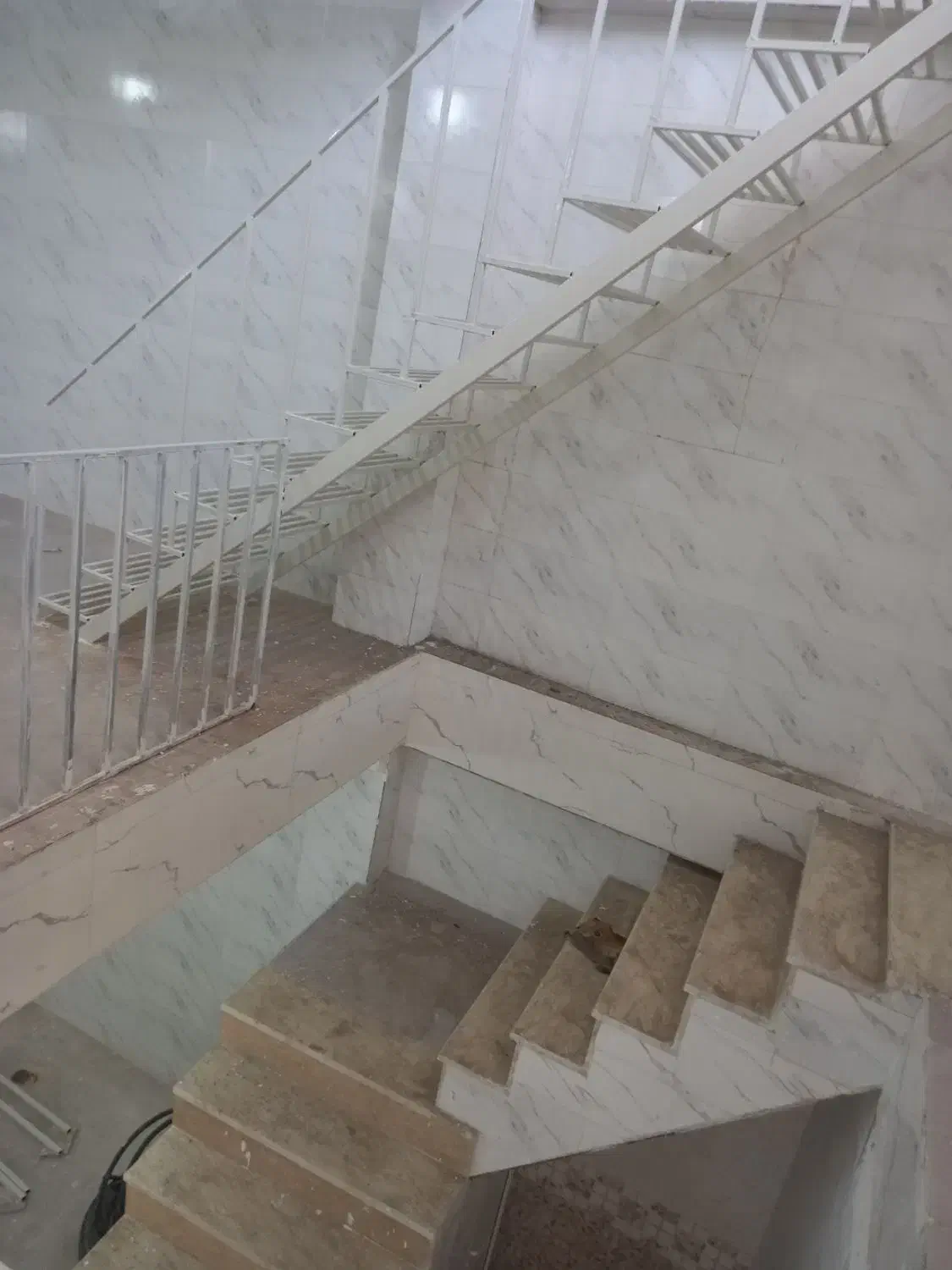 رنگ  خانه و پله فرار وگچ تعمیر|خدمات پیشه و مهارت|اهواز, منبع اب|دیوار