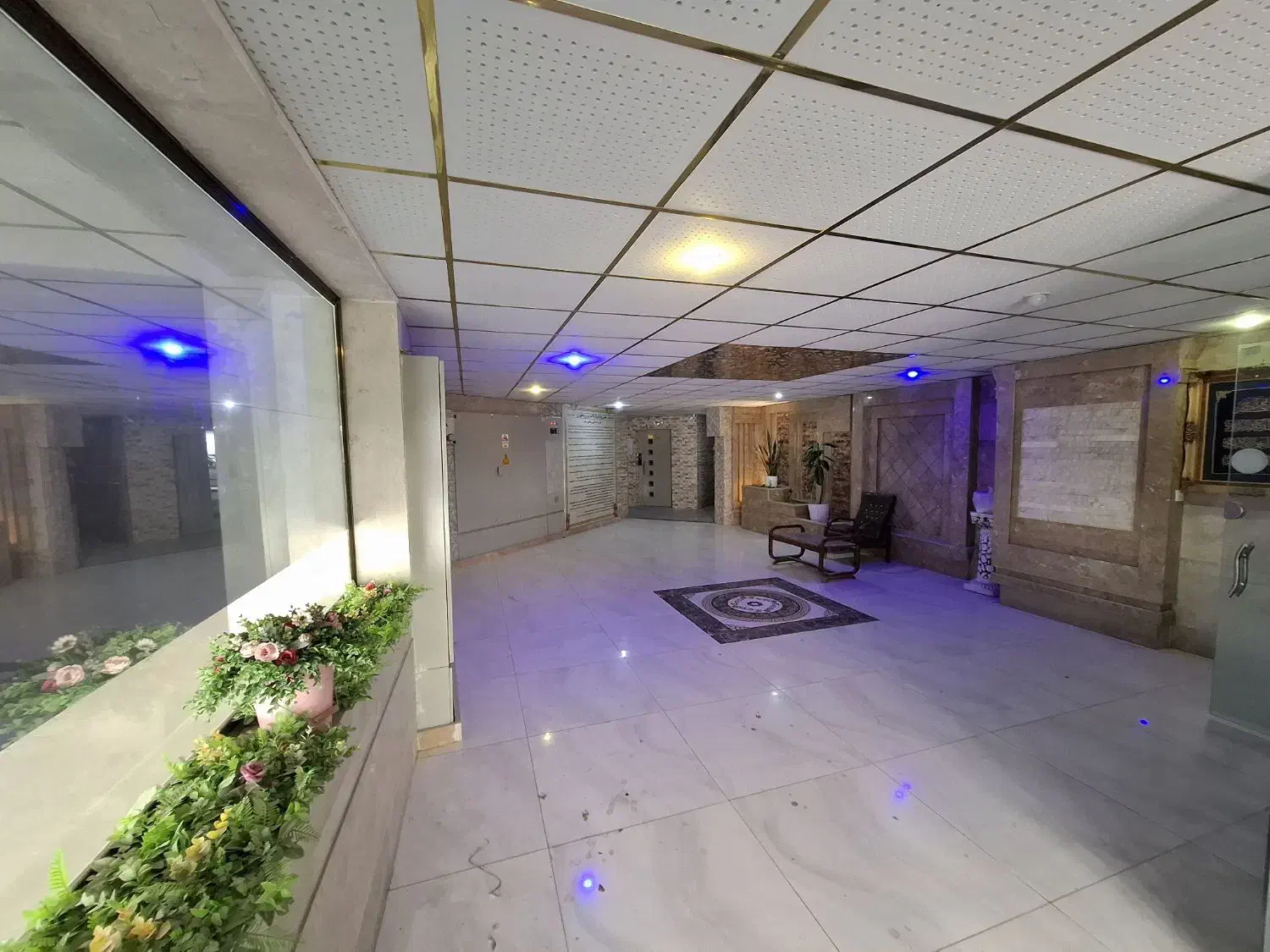 مسکن مهر گلشهر ۲/پارکینگ /۸۵ متری/تکاوران|فروش آپارتمان|ارومیه, |دیوار