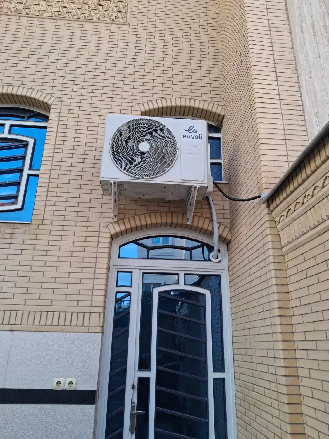 نصب وتعمیرات اسپیلت،پکیج،بخاری،آبگرمکن،برقکار|خدمات پیشه و مهارت|شیراز, تاچارا|دیوار