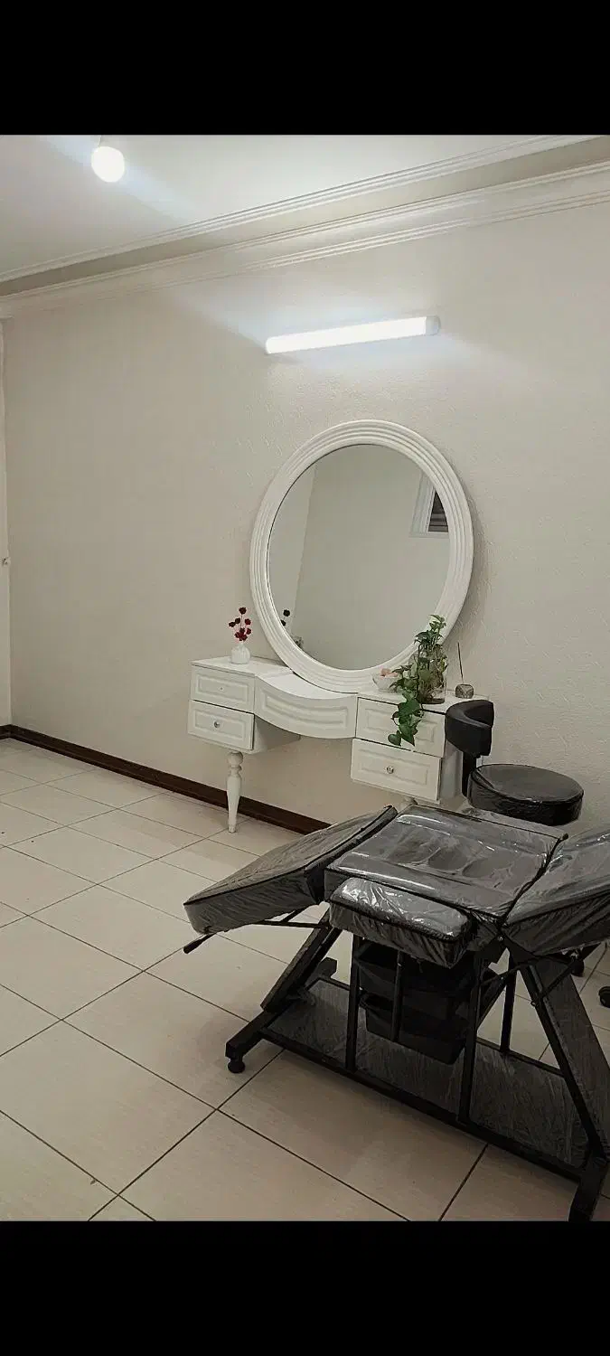 استخدام فوری لاین بیوتی(ناخنکار)|استخدام درمانی، زیبایی، بهداشتی|اصفهان, بهارانچی|دیوار