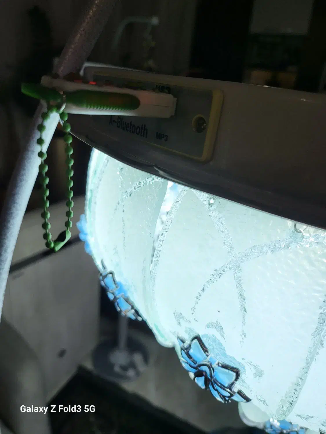 لوستر اسپیکیر دار و کنترل دار اکبند|لوستر و چراغ آویز|کرمان, |دیوار