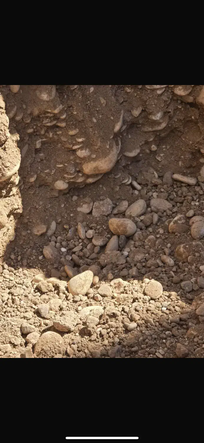 حمل نخاله وماسه06 و شسته و مخلوط وخاک باغچه ناخاله|خدمات حمل و نقل|شیراز, آزادگان|دیوار