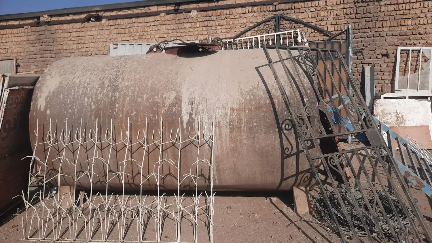 تانکر ۶هزار لیتری ورق ۵میل سالم|مصالح و تجهیزات ساختمان|شهریار, اصیل آباد|دیوار