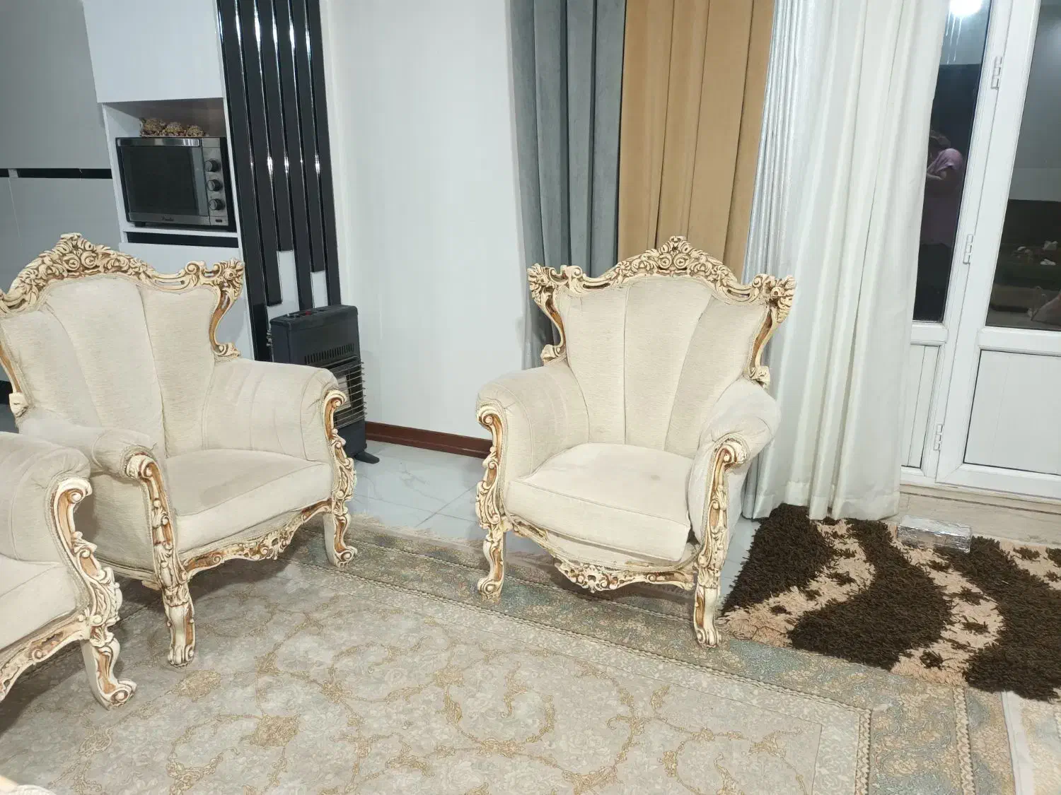 مبل ۷نفره سلطنتی رنگ روشن|مبلمان خانگی و میز عسلی|اشتهارد, |دیوار