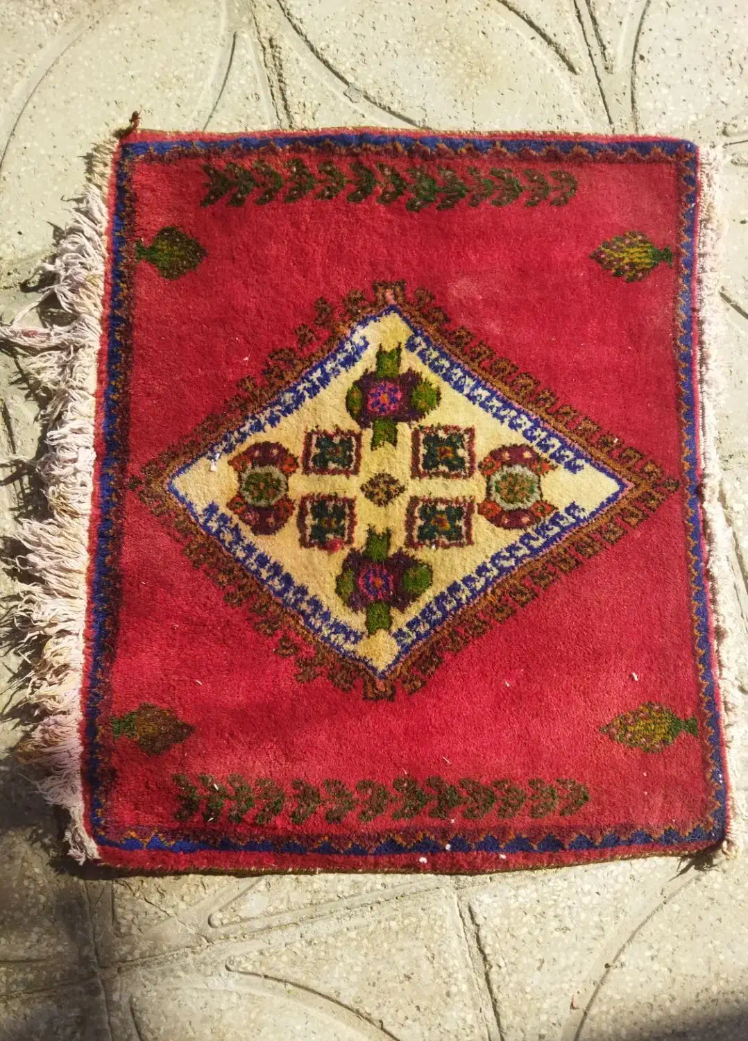 فرش دست بافت|فرش|مرودشت, دولت آباد|دیوار