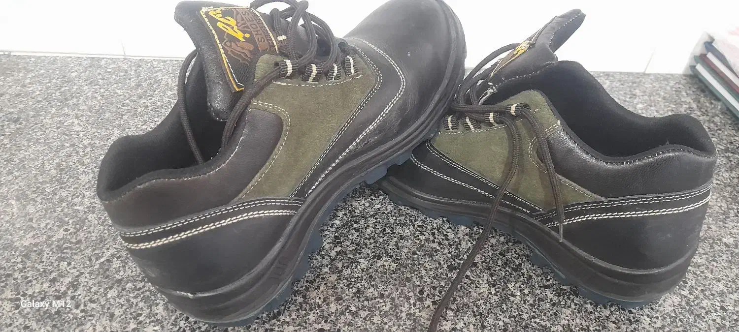 کفش ایمنی|کیف، کفش، کمربند|سنندج, |دیوار