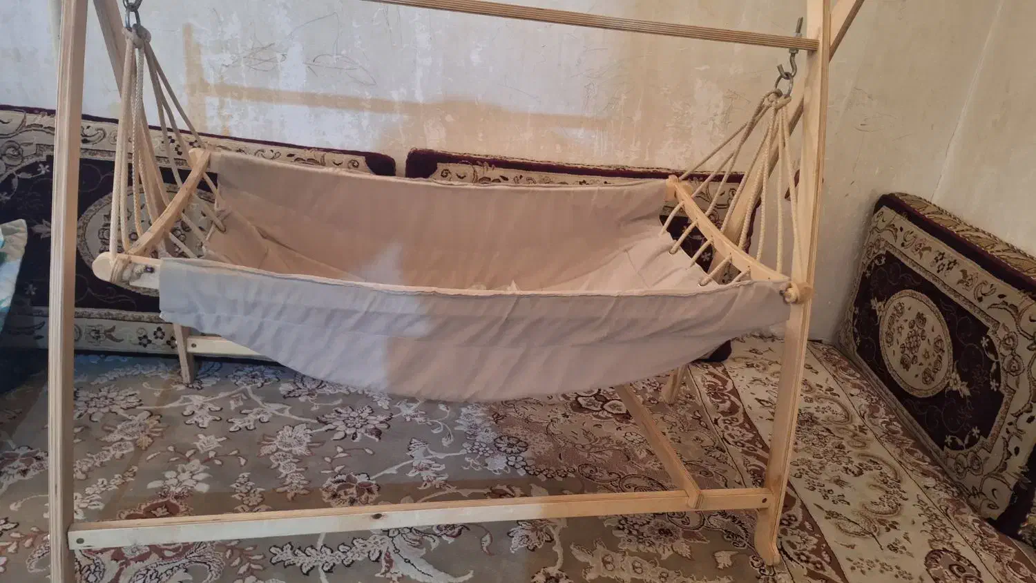 درحد نو|تخت و صندلی بچه|سنندج, |دیوار