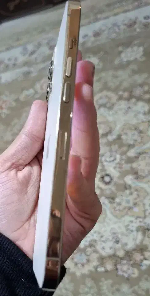 12پرومکس|موبایل|کاشان, زیارتی|دیوار