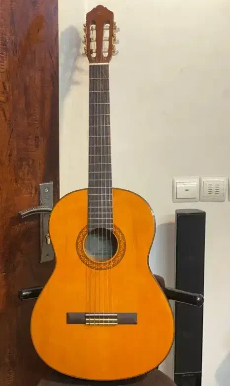 گیتار یاماها اصل c70 اندونزی|گیتار، بیس، امپلیفایر|ساوه, |دیوار