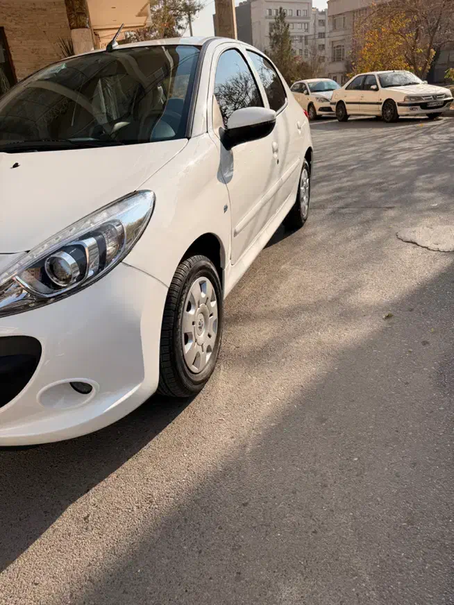 ۲۰۷بی رنگ ۱۴۰۲ سقف فلز|خودرو سواری و وانت|مشهد, صیاد شیرازی|دیوار