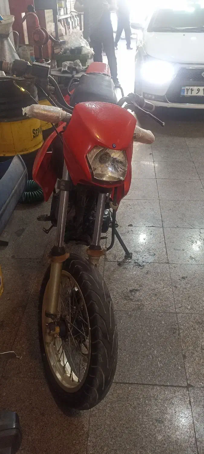 تریل رادیسون 200|موتورسیکلت|گرمدره, |دیوار