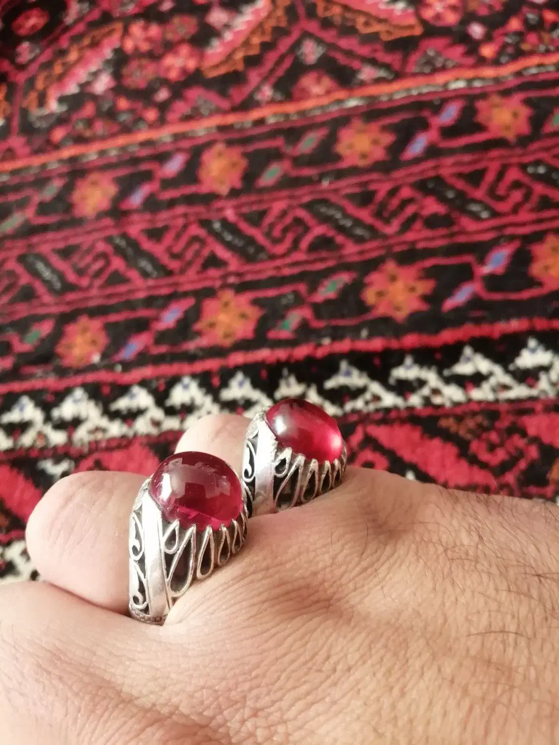 یک جفت انگشتر یاقوت|زیورآلات و اکسسوری|رشتخوار, |دیوار