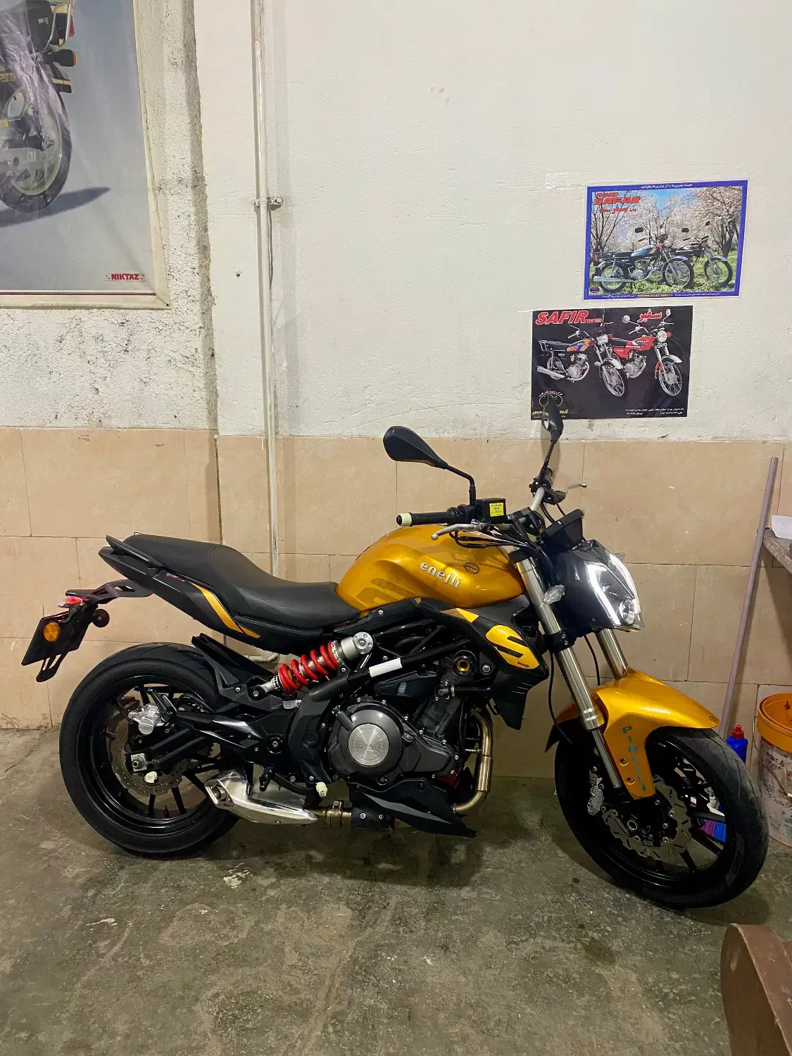 بنلی300|موتورسیکلت|گنبد کاووس, |دیوار