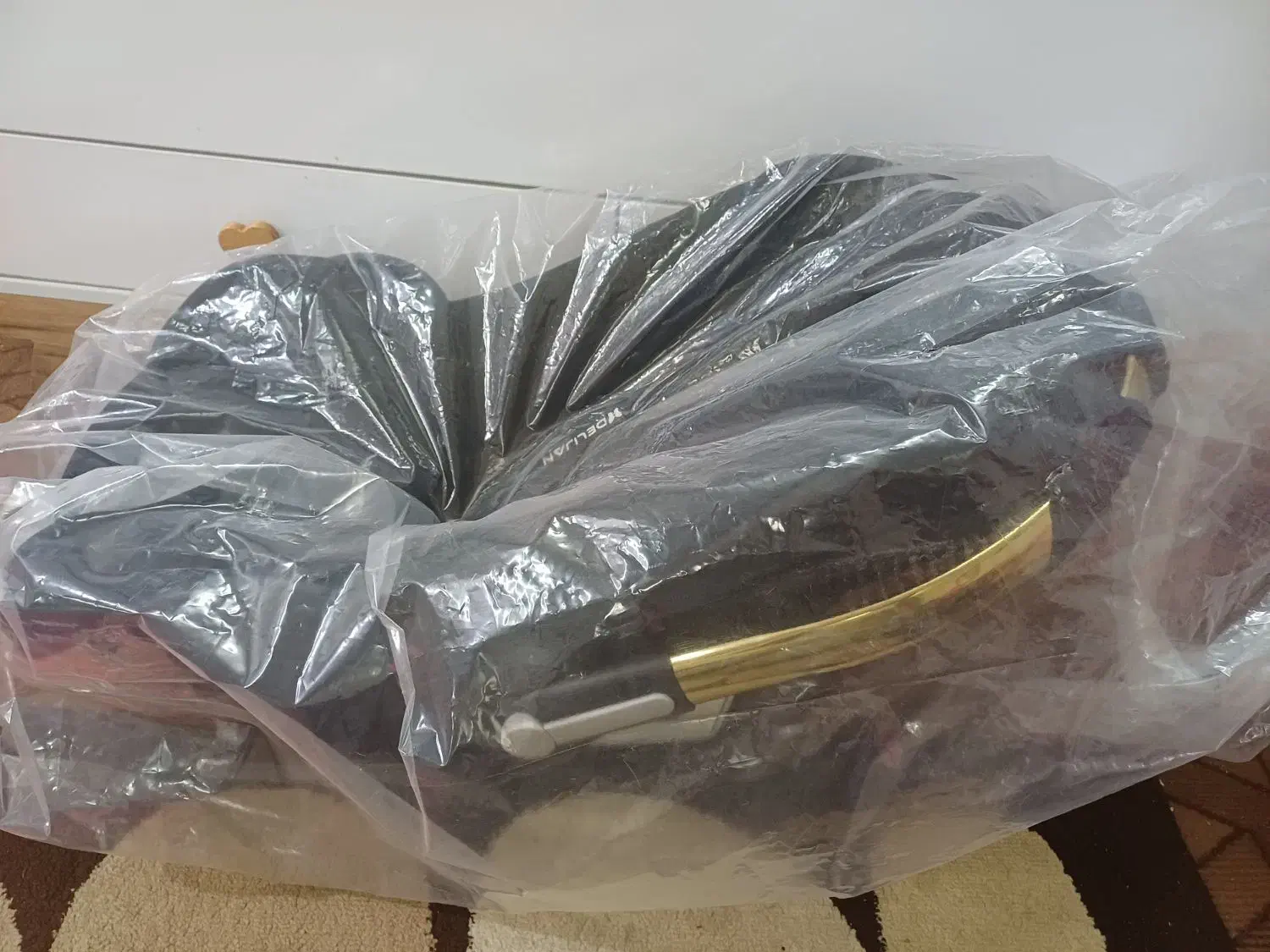 کریر وآغوشی|کالسکه و لوازم جانبی|فسا, |دیوار