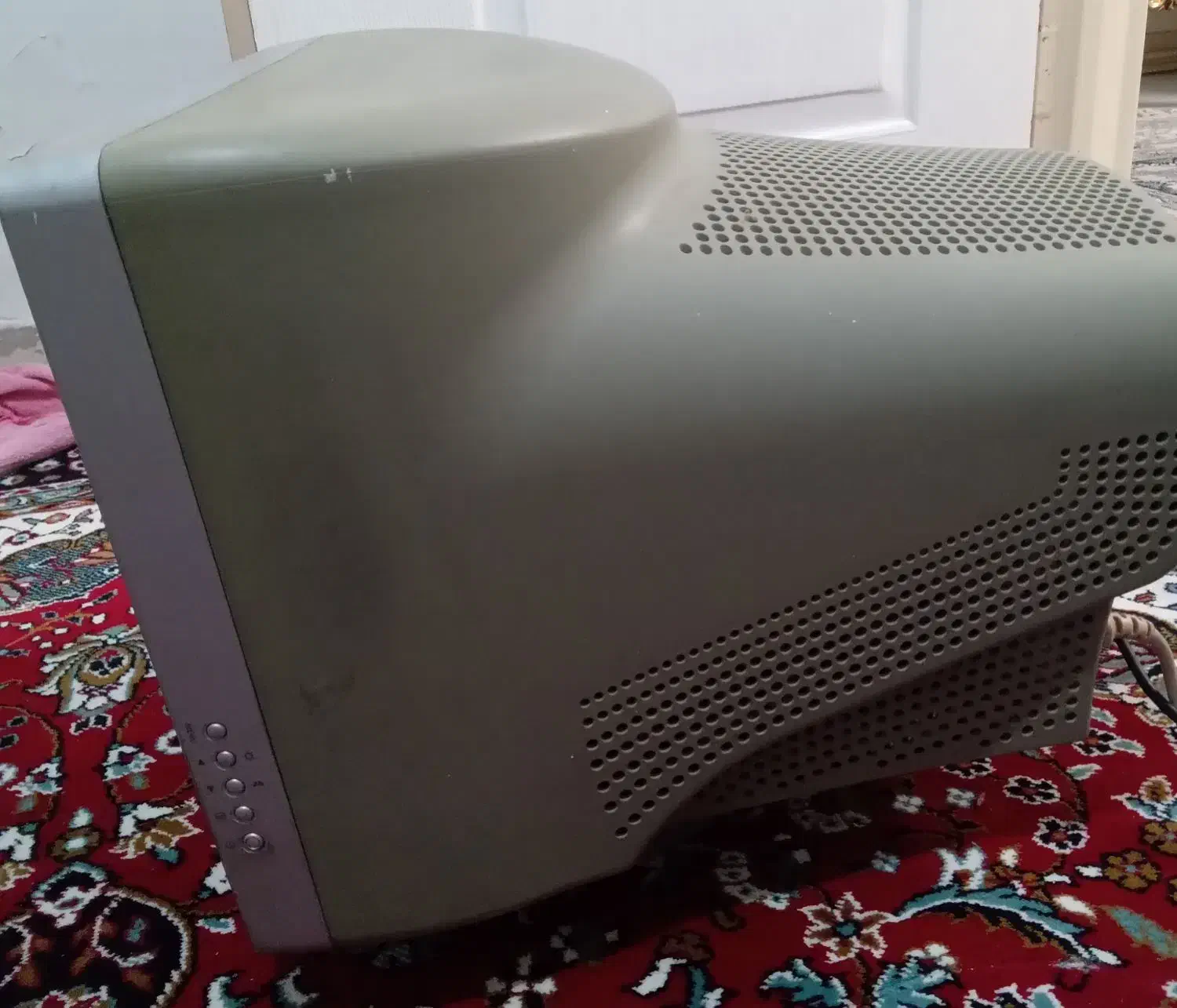 مانیتور قدیمی|قطعات و لوازم جانبی رایانه|اندیشه, اندیشه فاز ۱|دیوار