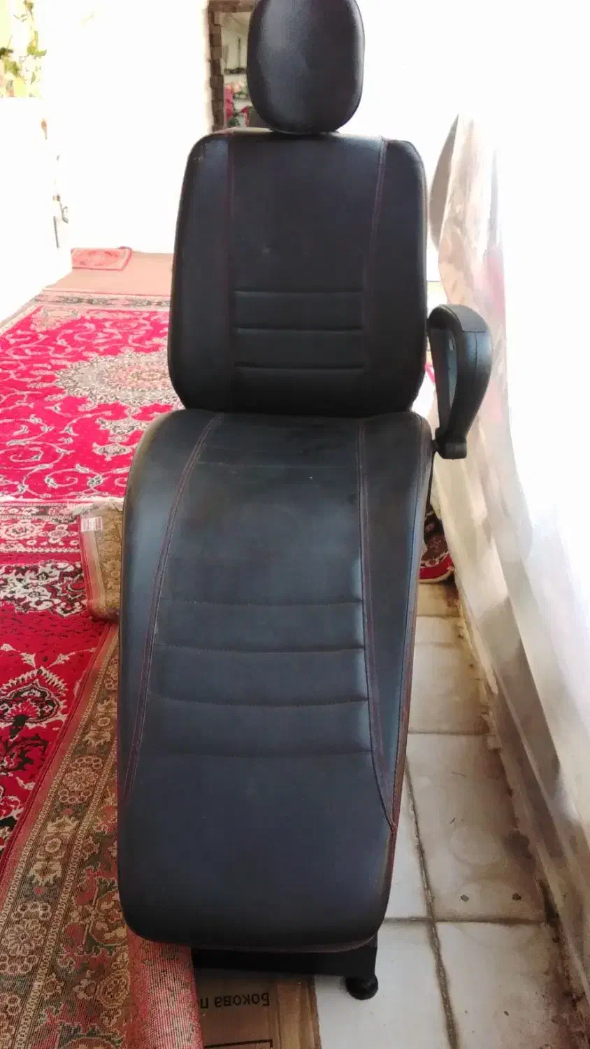 صندلی آرایشگاه|آرایشگاه و سالن‌های زیبایی|رشت, رودباری|دیوار