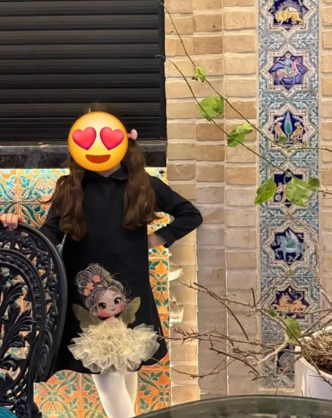 نقاشی روی لباس|لباس|شیراز, آزادی|دیوار